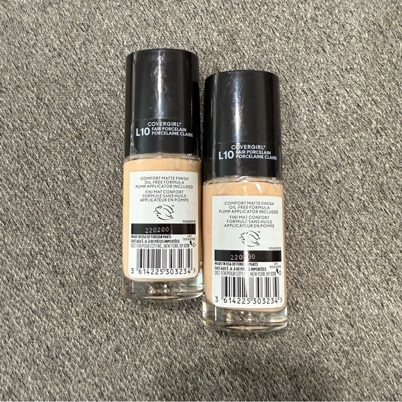 2 Covergirl Trublend Matte Made Foundation Comfort Matte L10 Light Porcelain - Picture 2 of 2